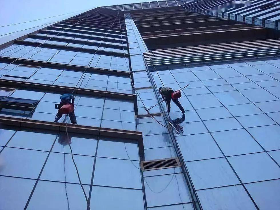 建筑外墙：企业形象的重要代表——深圳外墙清洗
