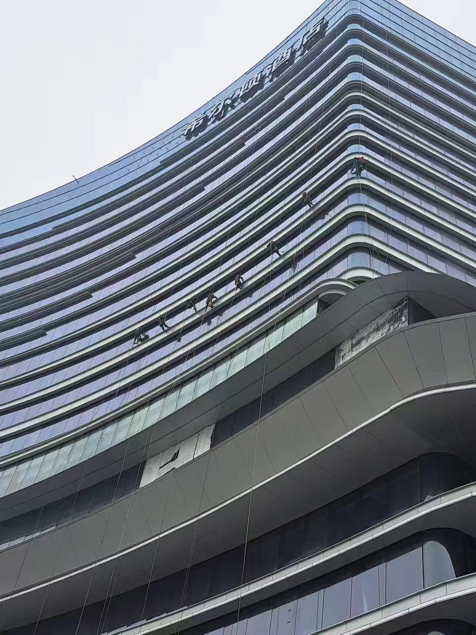 在深圳外墙清洗需要多久完工？